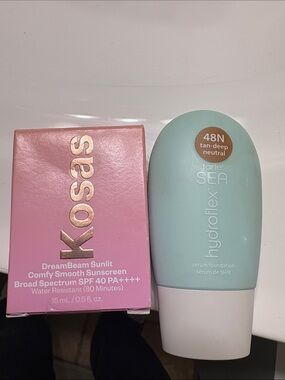 Kosas DreamBeam Sunlit Comfy Smooth Sunscreen - Pink & Gold